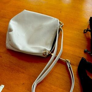 Cream color nice purse/make up bag 10”W x 9”H